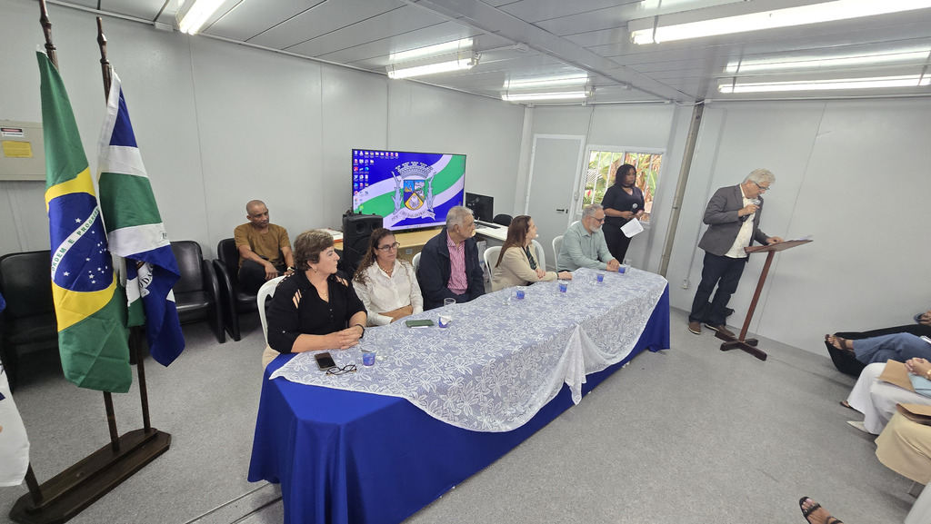 Diretores de escolas municipais tomam posse em Rio das Ostras