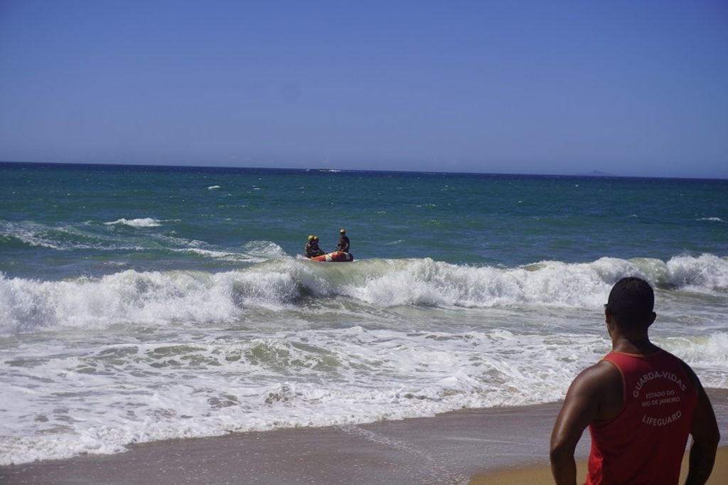 Rio das Ostras tem aviso de ressaca e queda nas temperaturas