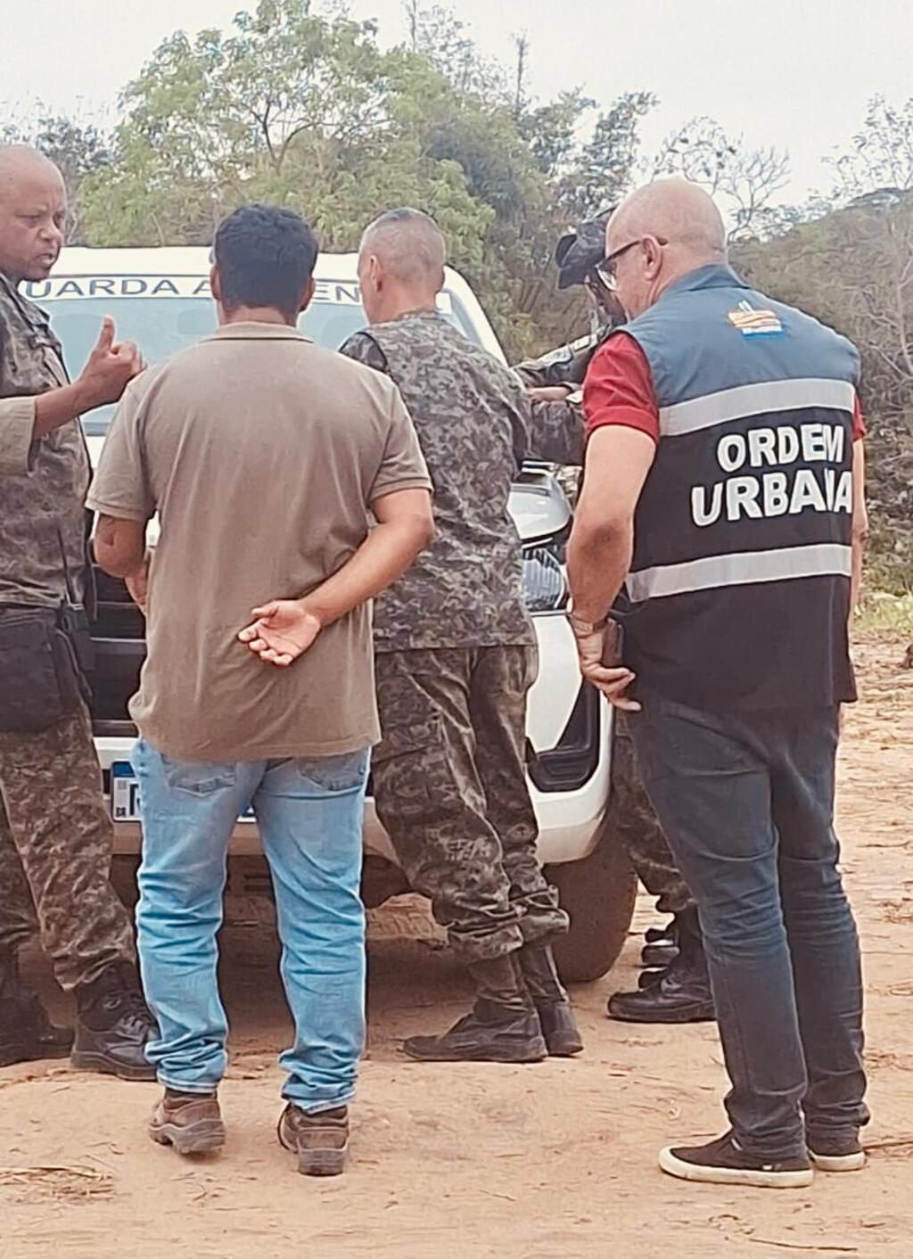 Operação flagra descarte irregular de resíduos em Rio das Ostras