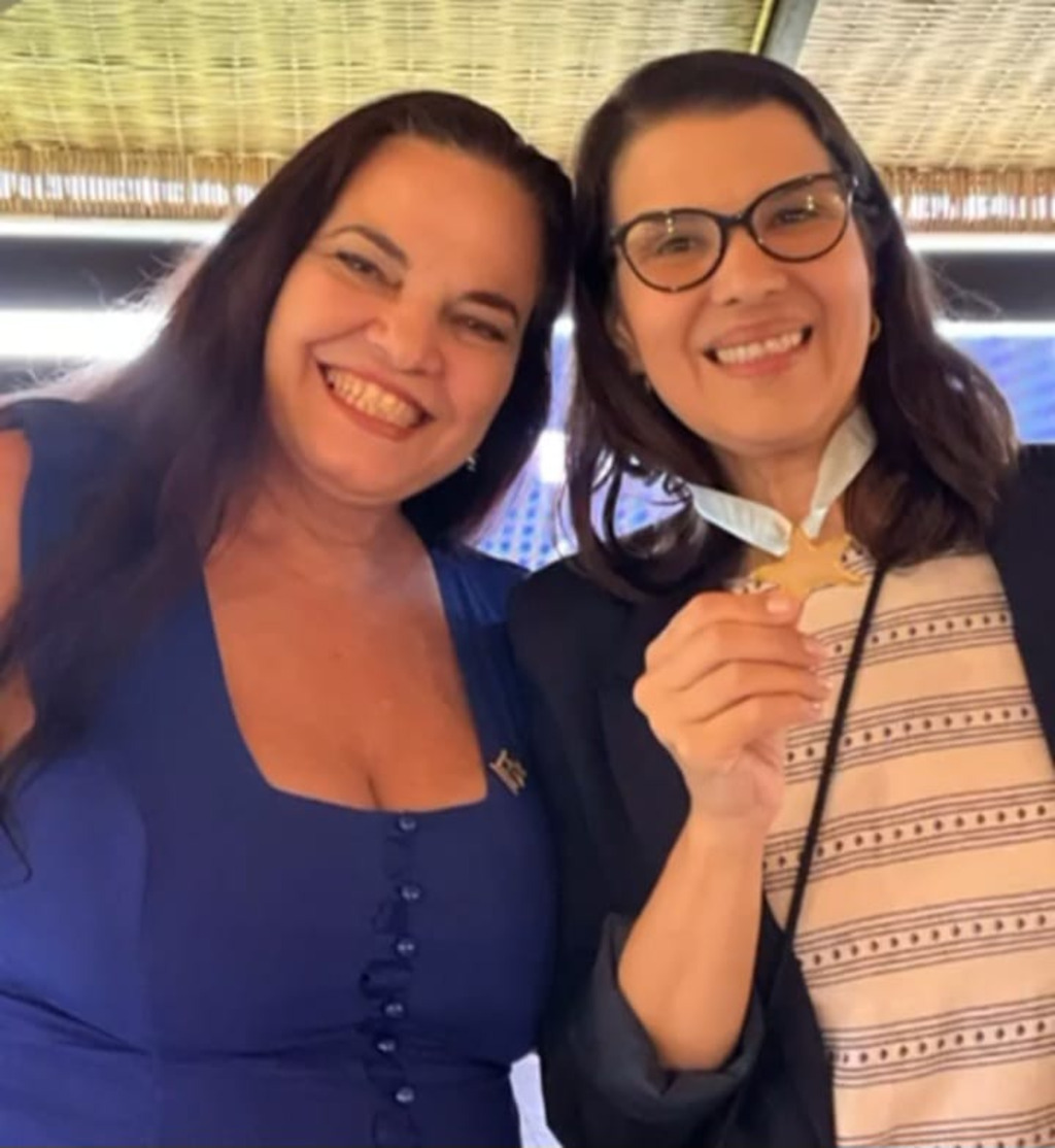 Rio das Ostras homenageia secretária estadual de Cultura com ‘Comenda Estrela do Mar’