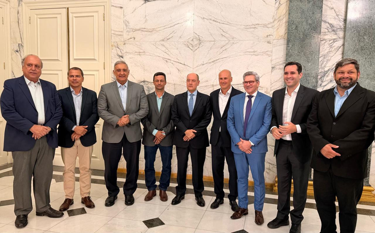 Carlos Augusto se reúne com governador em exercício para defender royalties do petróleo no RJ