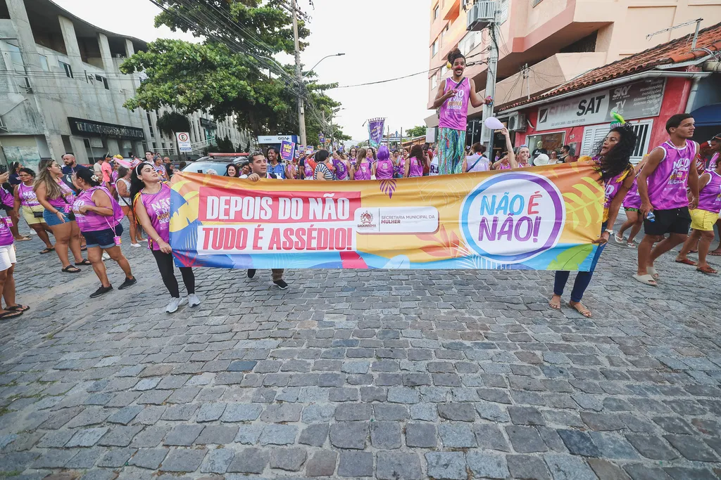 Saquarema abre Carnaval 2026 com bloco “Não é Não” e reforça rede de proteção à mulher