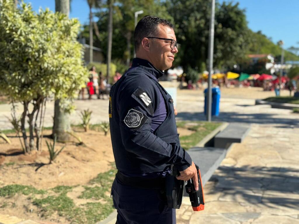 Guardas Civis de Rio das Ostras iniciam uso de novas armas não letais