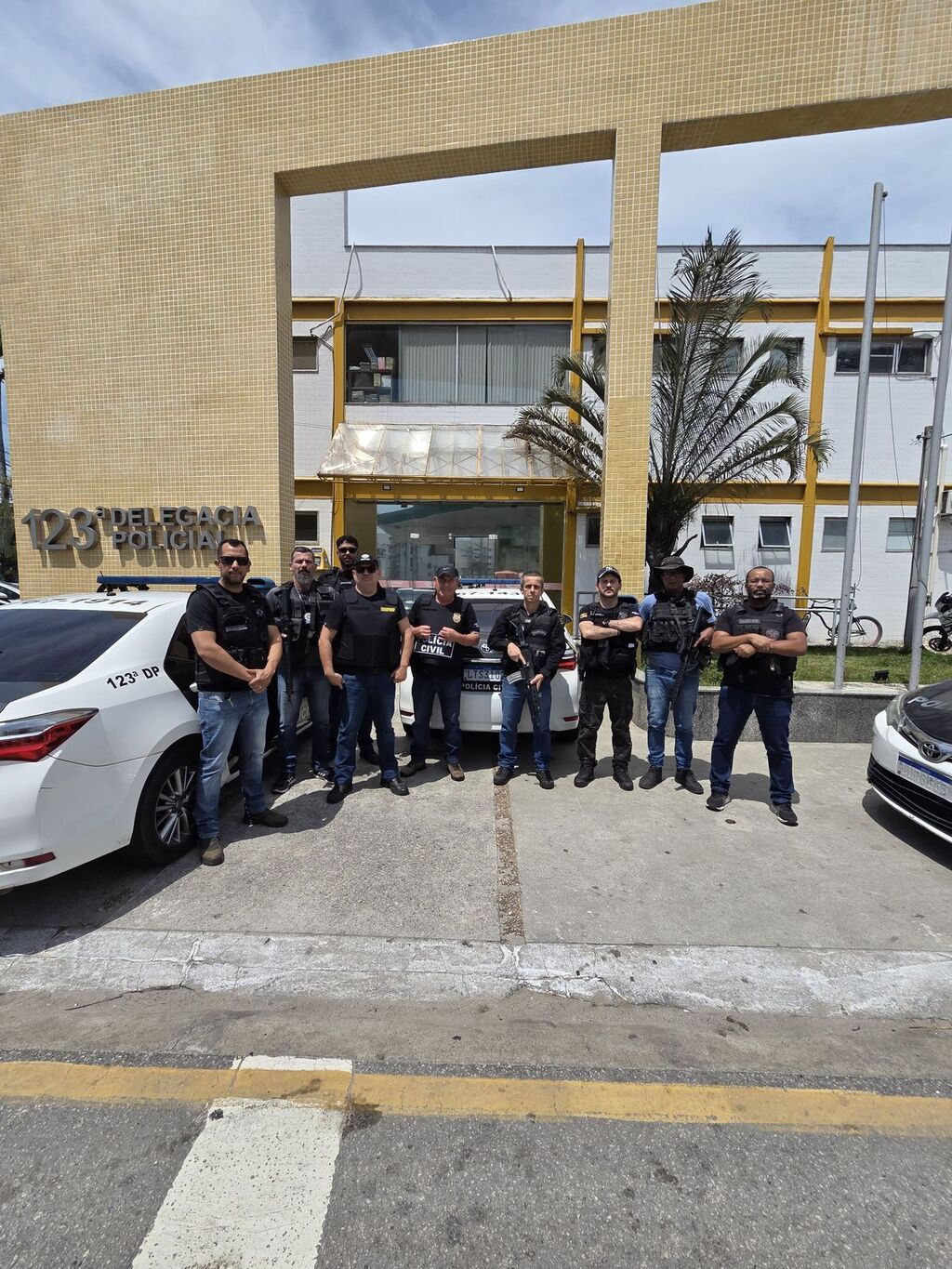 Polícia Civil apreende bens de casal em Macaé na segunda fase da Operação Finee